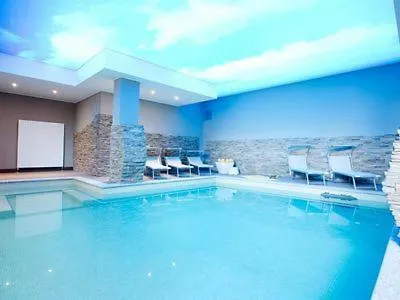 State Of The Art Home Suite With 180 Degree Panoramic Lake View, Pool And Spa Sleeping Up To 10 Guests By Italian Apartments Como 0*,
