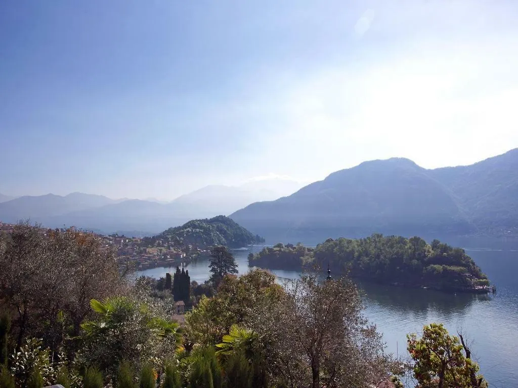 State Of The Art Home Suite With 180 Degree Panoramic Lake View, Pool And Spa Sleeping Up To 10 Guests By Italian Apartments Como 0*,  Italien